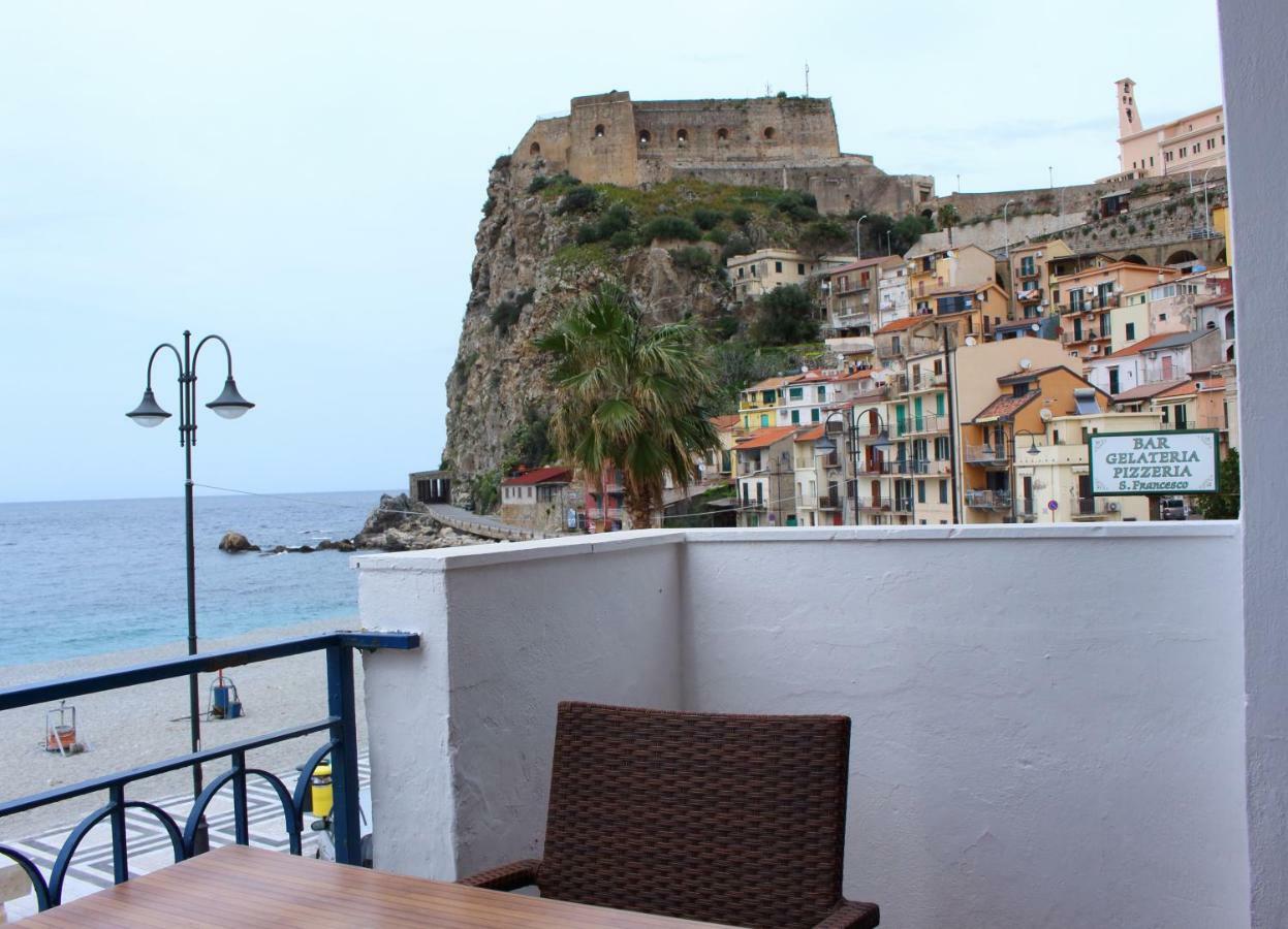 Mareblu Appartement Scilla Buitenkant foto