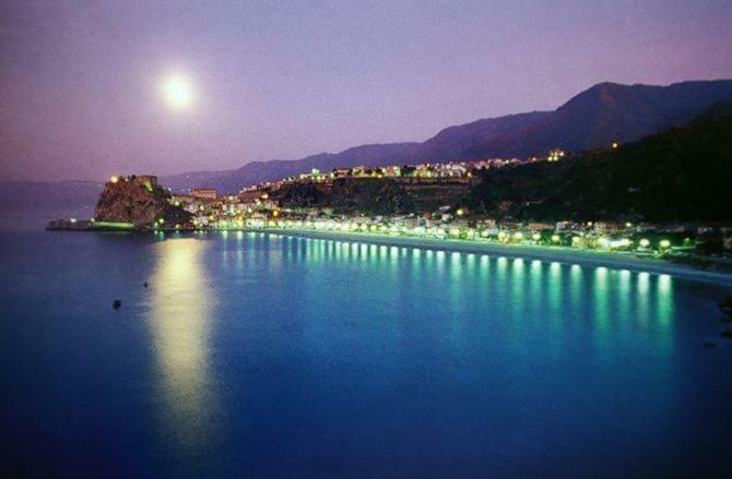 Mareblu Appartement Scilla Buitenkant foto