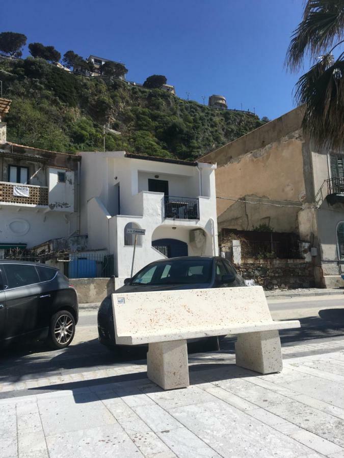 Mareblu Appartement Scilla Buitenkant foto