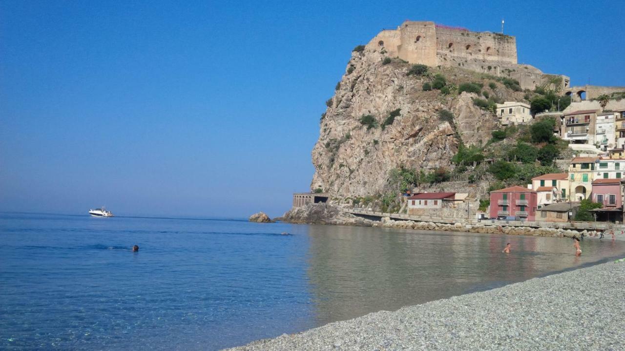 Mareblu Appartement Scilla Buitenkant foto