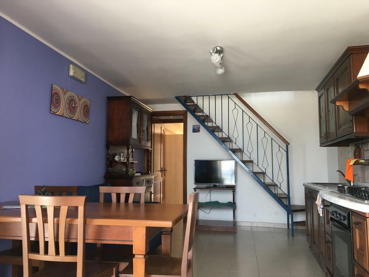 Mareblu Appartement Scilla Buitenkant foto